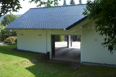 beidseitige Garagenöffnung