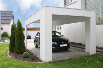 Beton-Carport freistehend